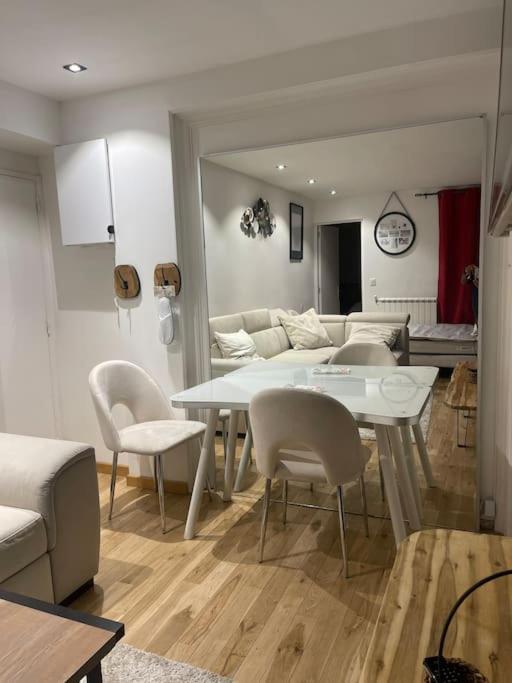Appartement Convivial Pour Sejourner Le Kremlin-Bicetre Exterior photo